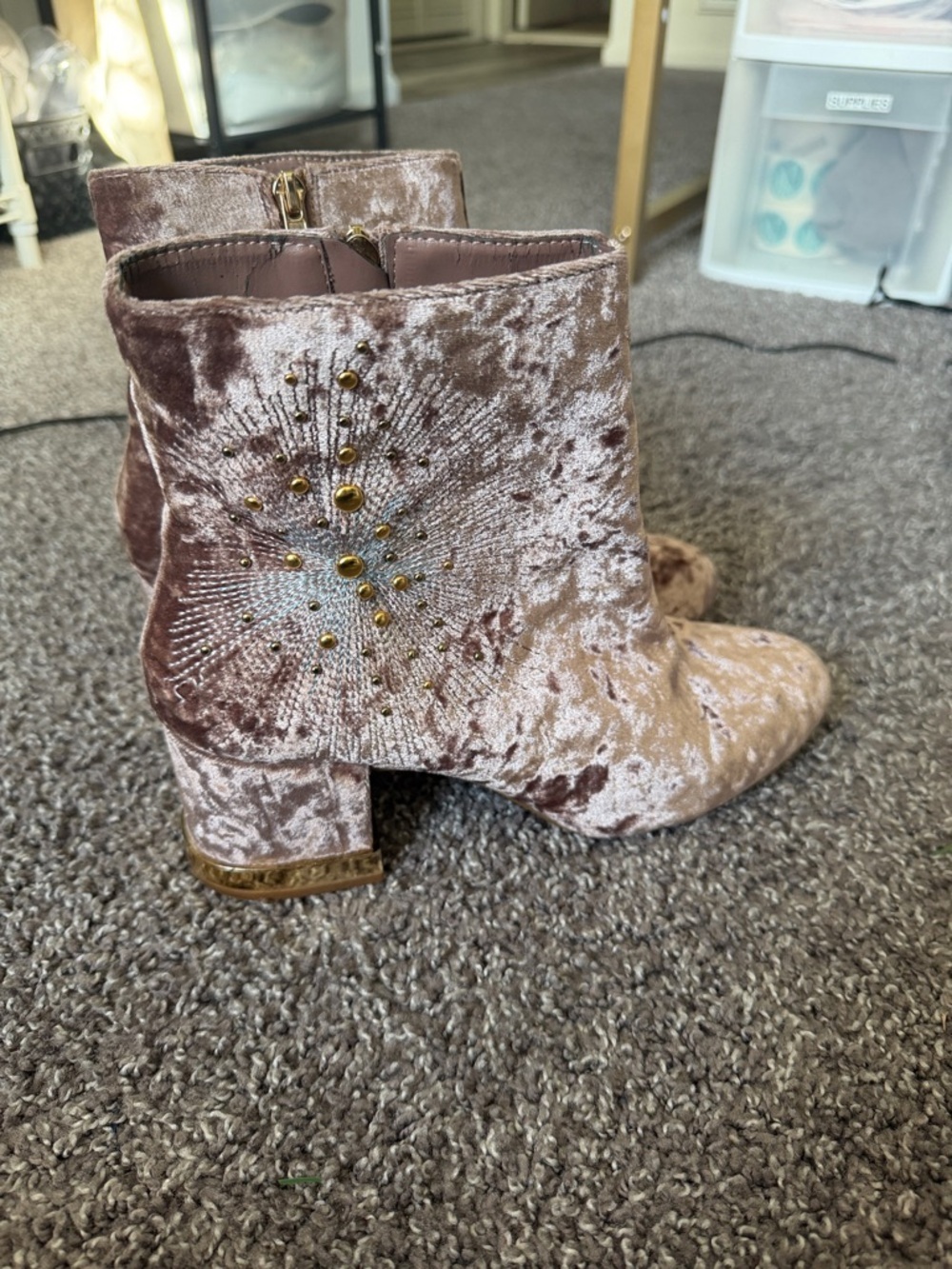 Crushed Velvet Embellished Ankle Boots in Blush/Brown/Mauve size 10 - Picture 2 of 12